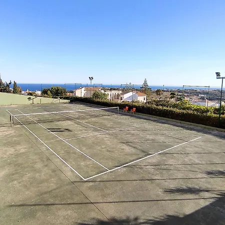 Modern Ocean, Garden & Pool View By Becherish 아파트