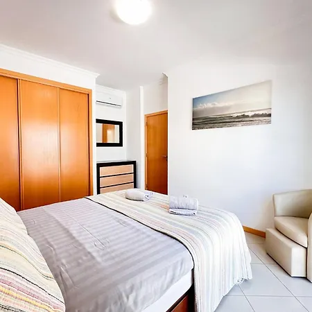 Modern Ocean, Garden & Pool View By Becherish 알부페이라