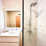 Apartamento Modern Ocean, Garden & Pool View By Becherish