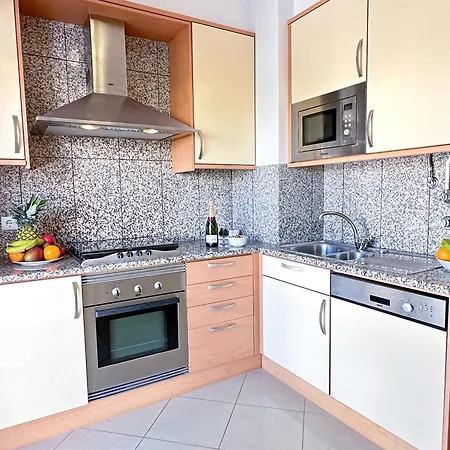 Modern Ocean, Garden & Pool View By Becherish Appartement Albufeira