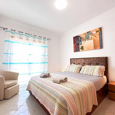 Modern Ocean, Garden & Pool View By Becherish Appartement Albufeira