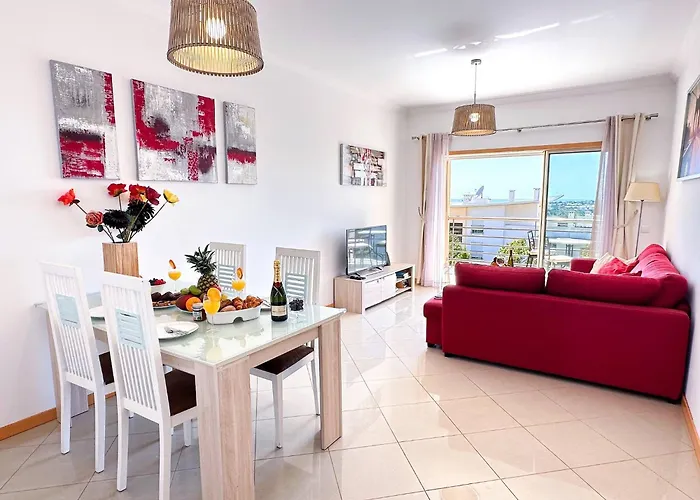 Modern Ocean, Garden & Pool View By Becherish شقة *