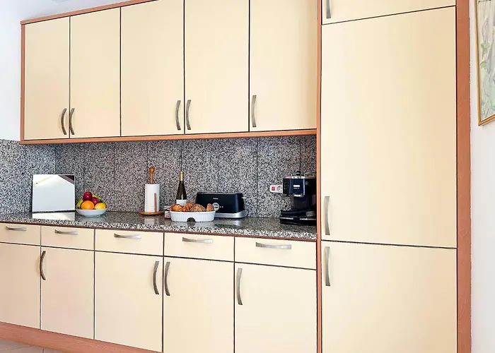 Modern Ocean, Garden & Pool View By Becherish شقة البوفيرا