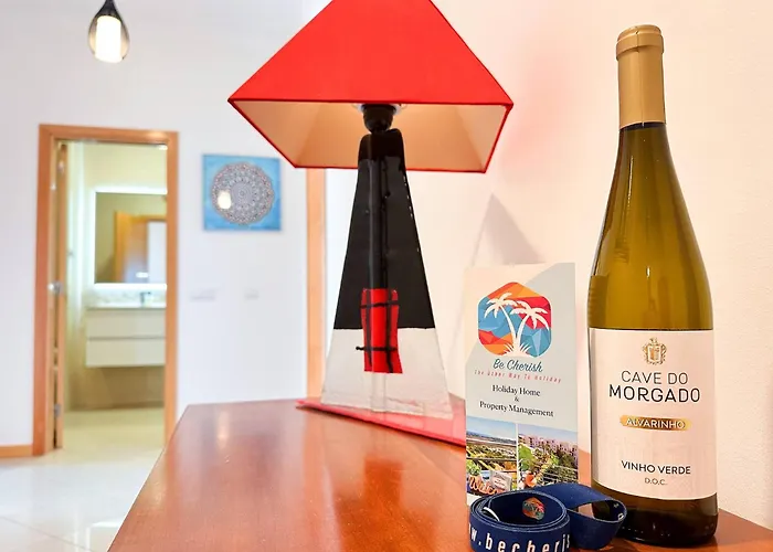 Modern Ocean, Garden & Pool View By Becherish * 阿尔布费拉